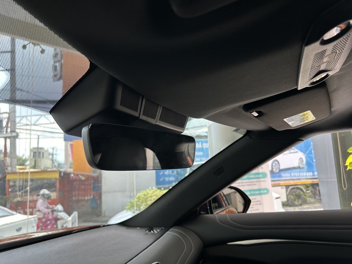 giá xe vinfast vf7 mới nhất