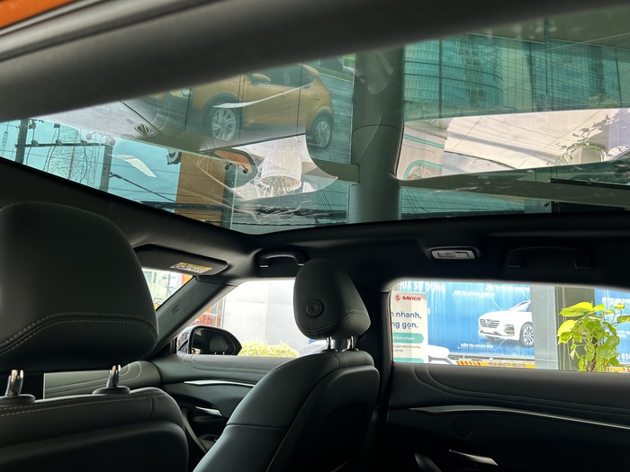 giá xe vinfast vf7 mới nhất