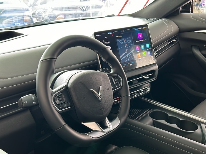giá xe vinfast vf7 mới nhất